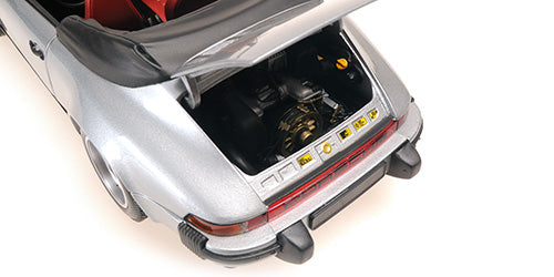 MINICHAMPS - PORSCHE 911 CARRERA 3.2 CABRIOLET - 1983 - 1:18 - SILBER METALLIC