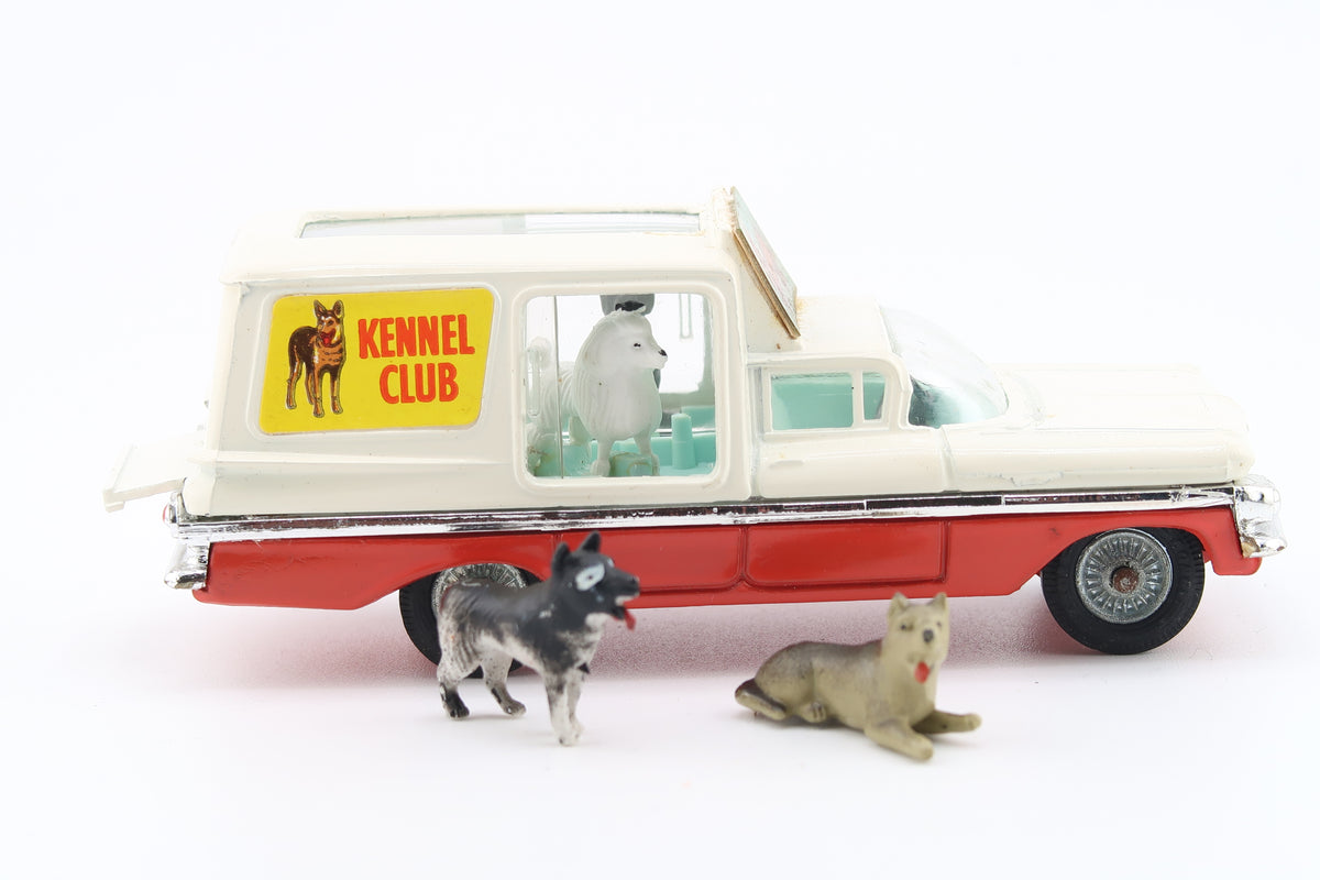CORGI TOYS 486 - CHEVROLET IMPALA KENNEL SERVICE - 1967 - OVP - 1:43