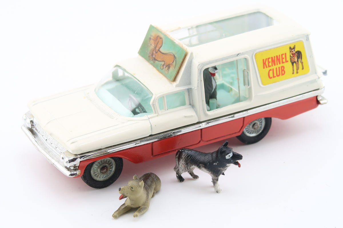 CORGI TOYS 486 - CHEVROLET IMPALA KENNEL SERVICE - 1967 - OVP - 1:43