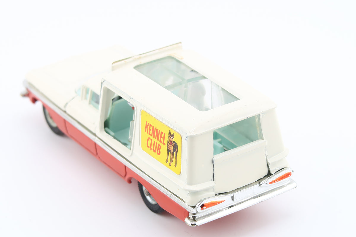 CORGI TOYS 486 - CHEVROLET IMPALA KENNEL SERVICE - 1967 - OVP - 1:43