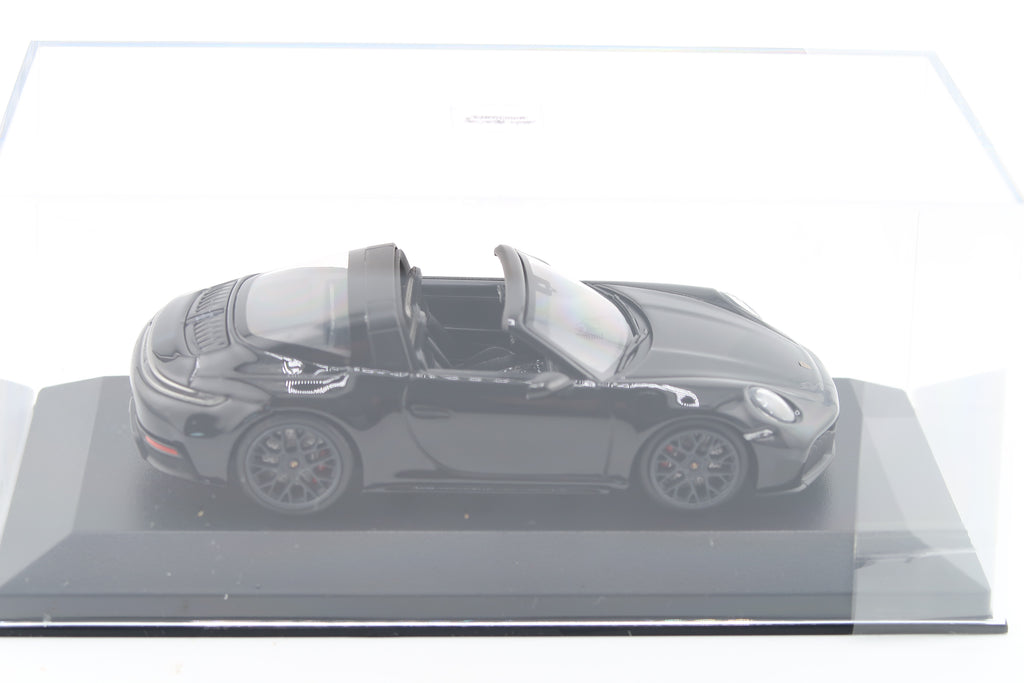 MINICHAMPS - PORSCHE 911 TARGA 4 GTS - 2025 - 1:43 - SCHWARZ