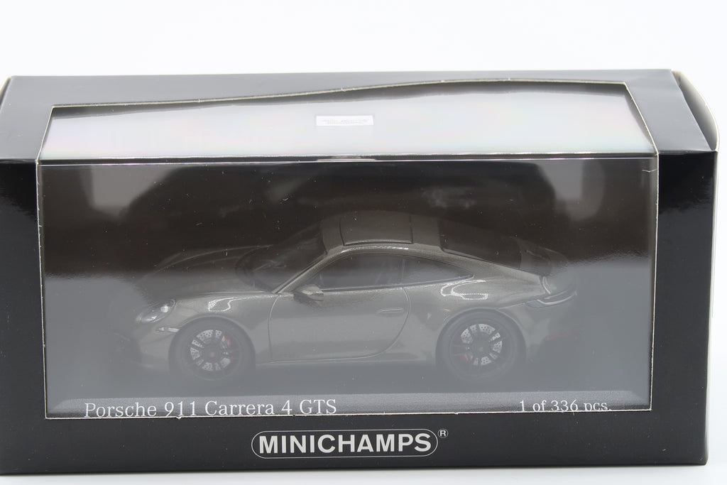 MINICHAMPS - PORSCHE 911 CARRERA 4 GTS - 2021 - 1:43 - AVENTURINGRÜN METALLIC