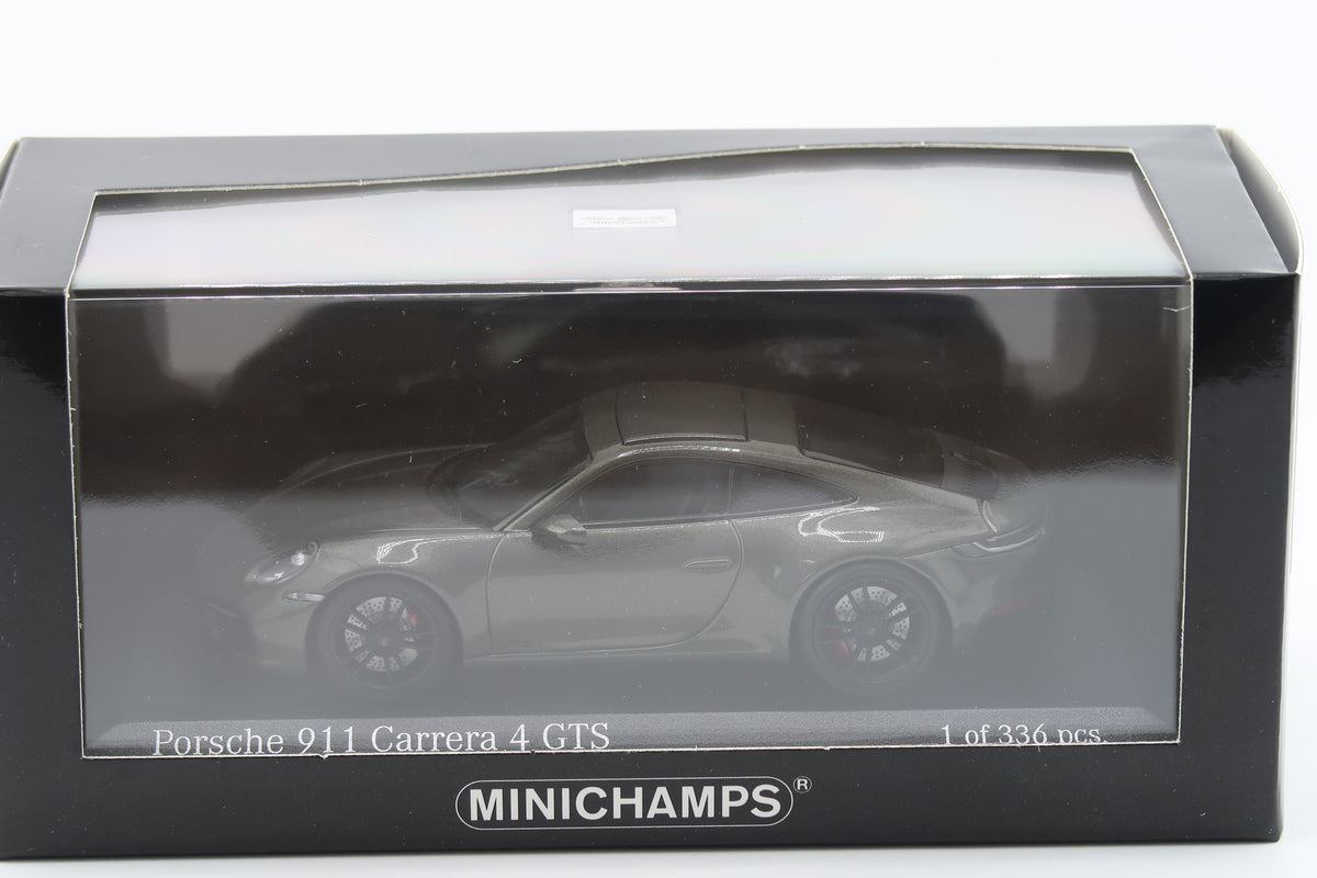 MINICHAMPS - PORSCHE 911 CARRERA 4 GTS - 2021 - 1:43 - AVENTURINGRÜN METALLIC