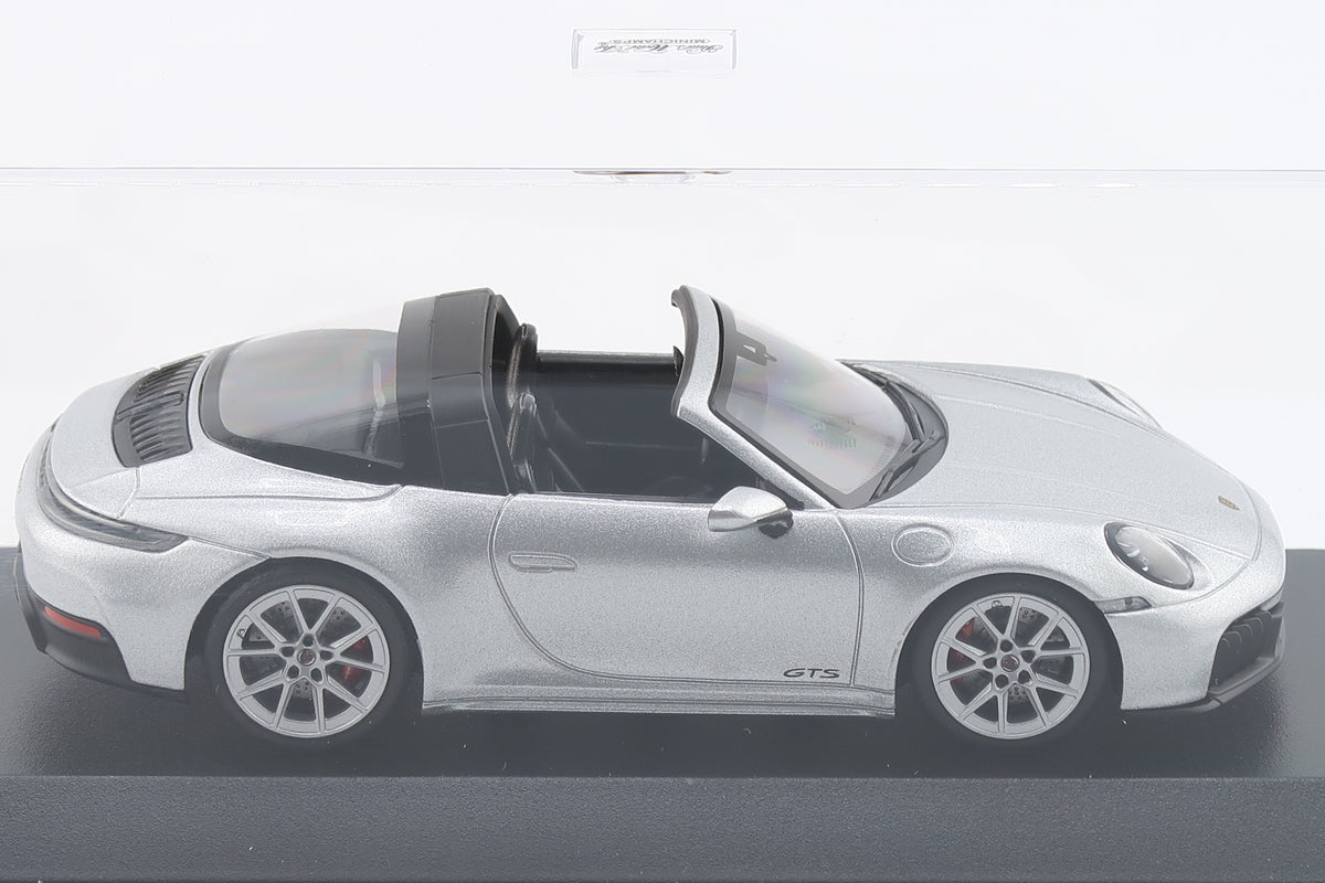 MINICHAMPS - PORSCHE 911 TARGA 4 GTS - 2025 - 1:43 - SILBERMETALLIC