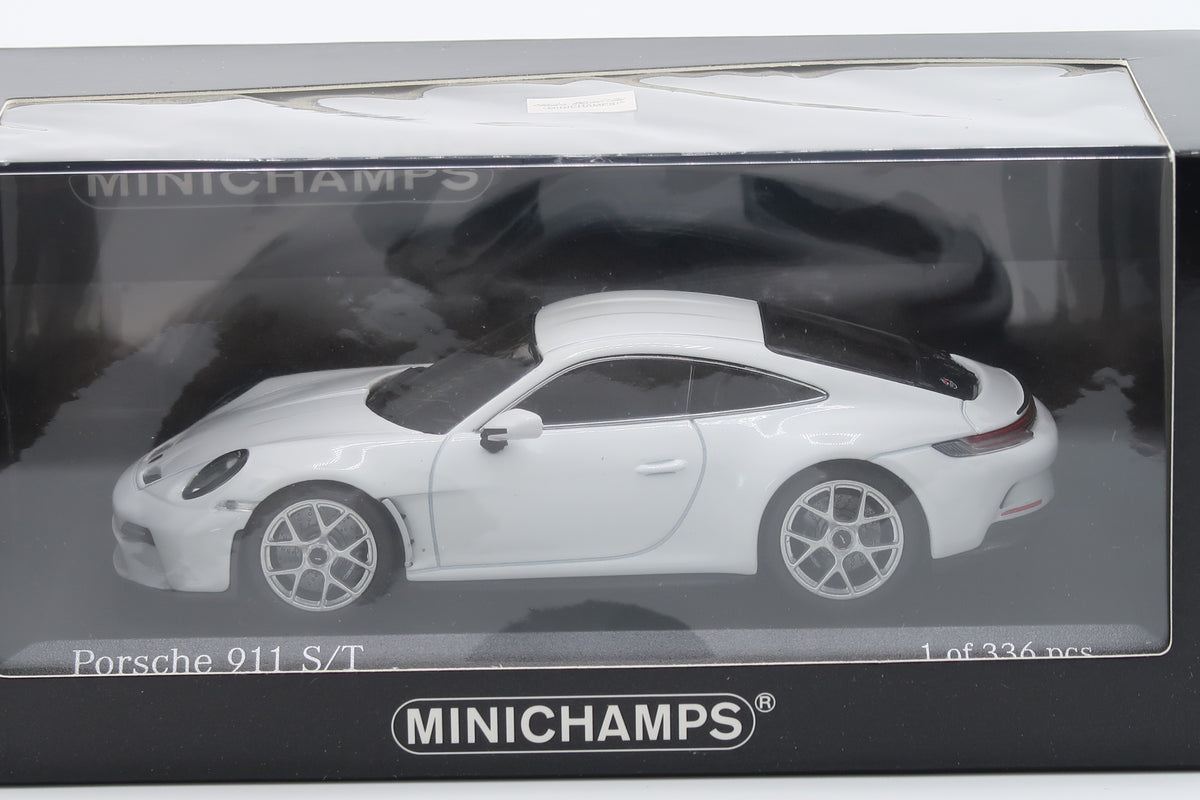 MINICHAMPS - PORSCHE 911 S/T ( 992 ) - 2024 - 1:43 - WEISS