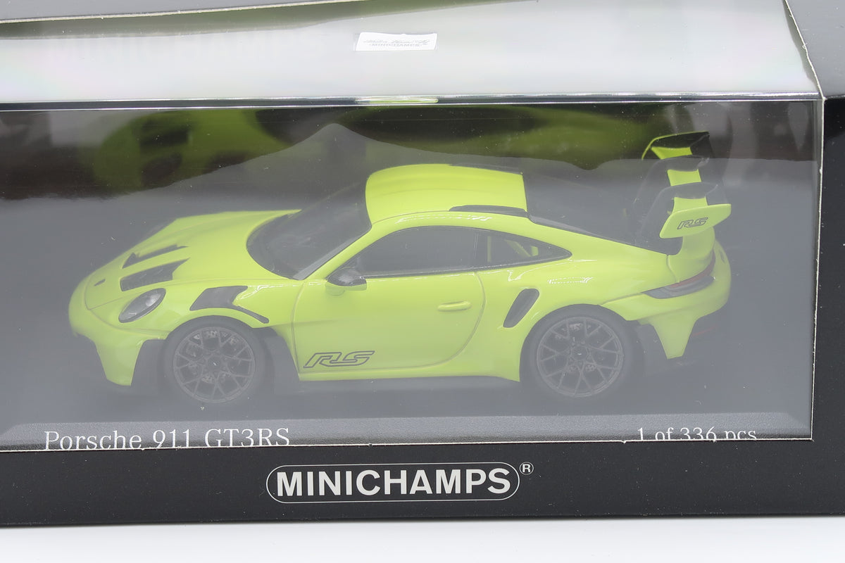 MINICHAMPS - PORSCHE 911 GT3RS ( 992 ) - 2023 - 1:43 - ACIDGRÜN MIT WEISSACH PAKET