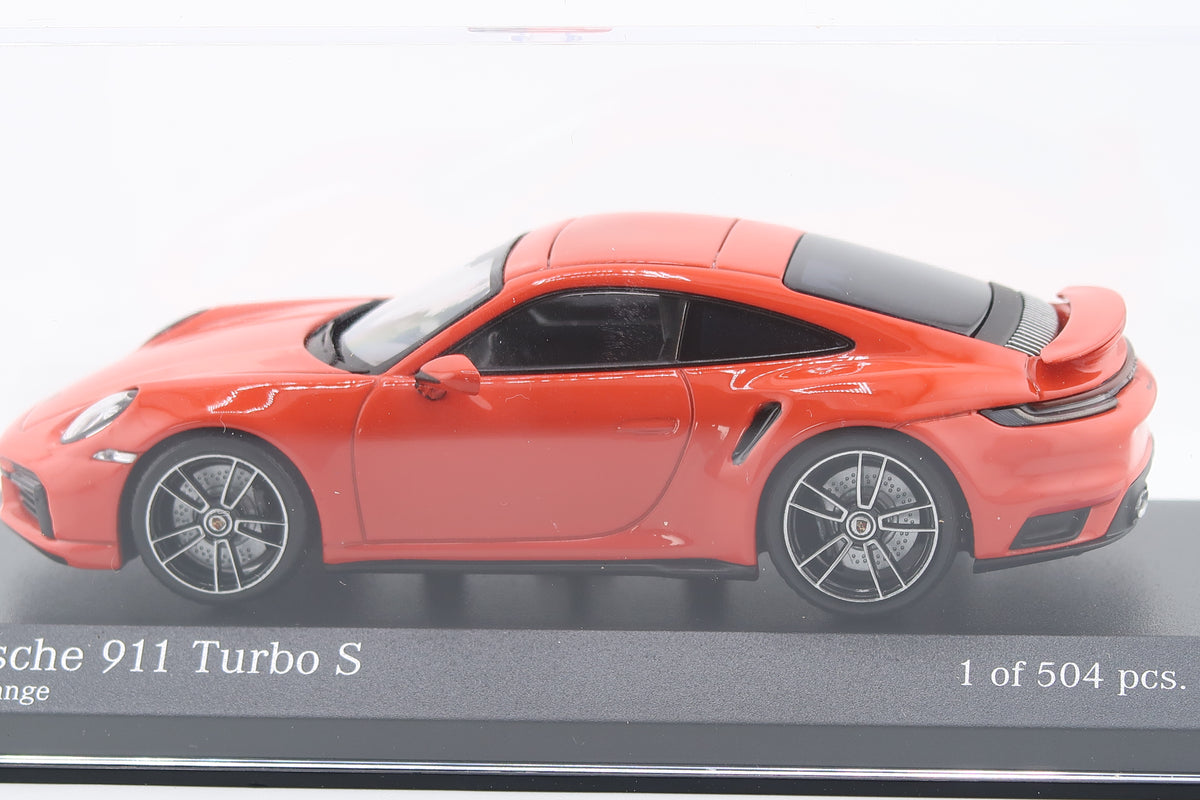 MINICHAMPS - PORSCHE 911 TURBO S ( 992 ) - 2020 - 1:43 - LAVAORANGE