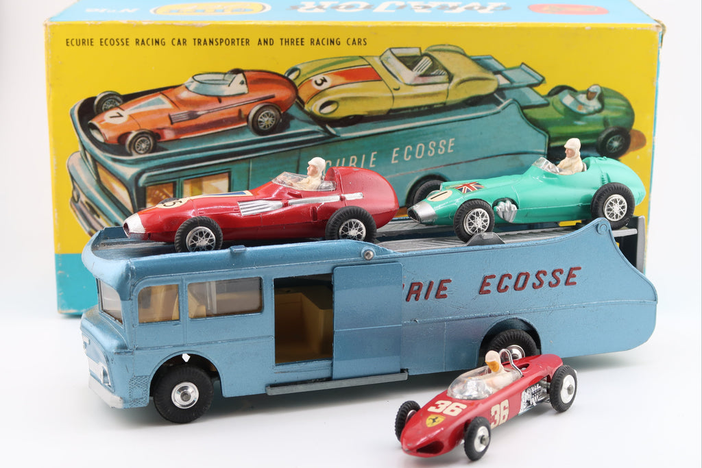 CORGI TOYS GIFT SET 16 - ECURIE ECOSSE RACING CAR TRANSPORTER & 3 RACING CARS - 1:43 - OVP