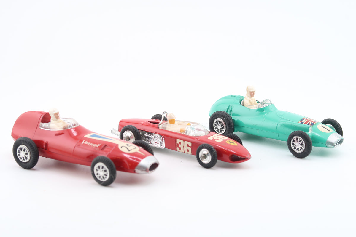 CORGI TOYS GIFT SET 16 - ECURIE ECOSSE RACING CAR TRANSPORTER & 3 RACING CARS - 1:43 - OVP