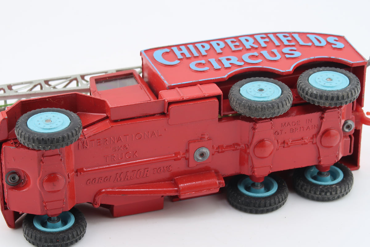 CORGI TOYS GIFT SET 12 - CHIPPERFIELDS - CIRCUS CRANE & CAGE SET - 1961 - OVP