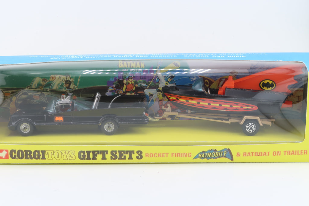 Corgi Toys Gift Set 3 Batmobile & Batboat 1:43