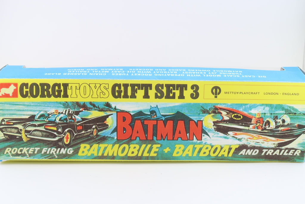Corgi Toys Gift Set 3 Batmobile & Batboat 1:43