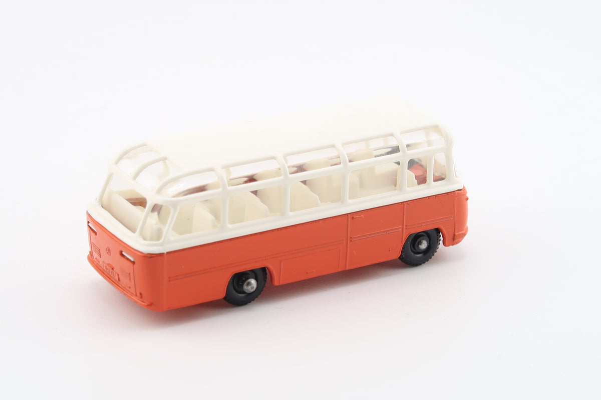 Matchbox Series 68 Mercedes Coach 1965