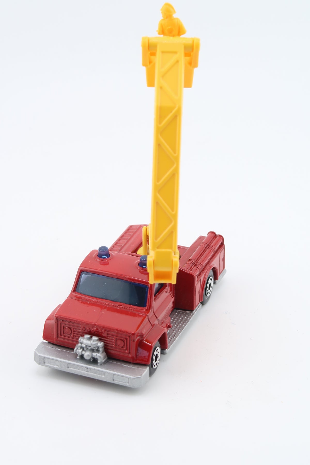 Matchbox Superfast 13 Snorkel Fire Engine 1977