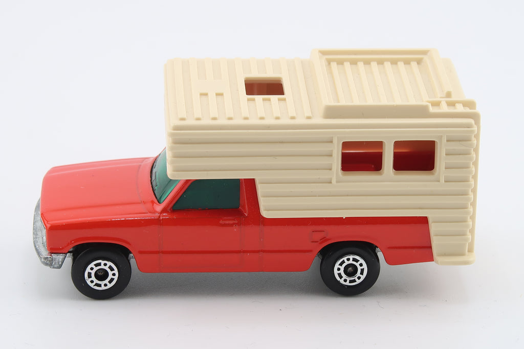 MATCHBOX NEW 38 - FORD CAMPER - 1979 - OVP