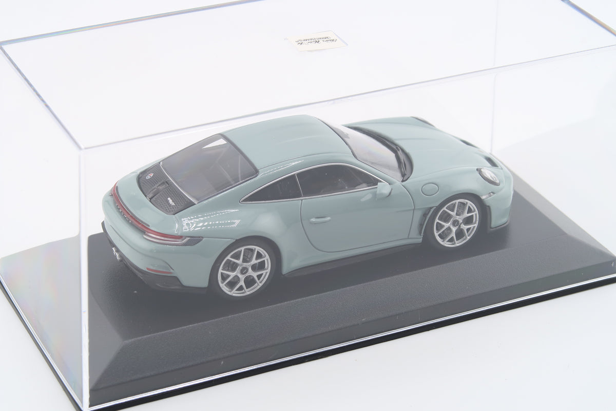 MINICHAMPS - PORSCHE 911 S/T ( 992 ) - 2024 - 1:43 - SHADEGREEN