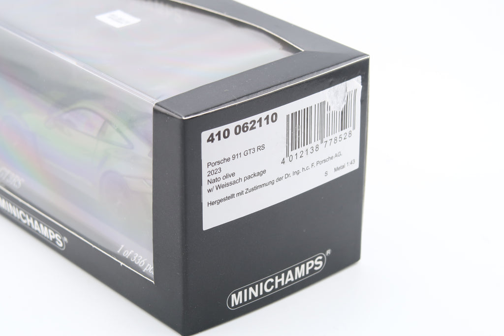 MINICHAMPS - PORSCHE 911 GT3RS ( 992 ) - 2023 - 1:43 - NATOOLIV MIT WEISSACH PAKET