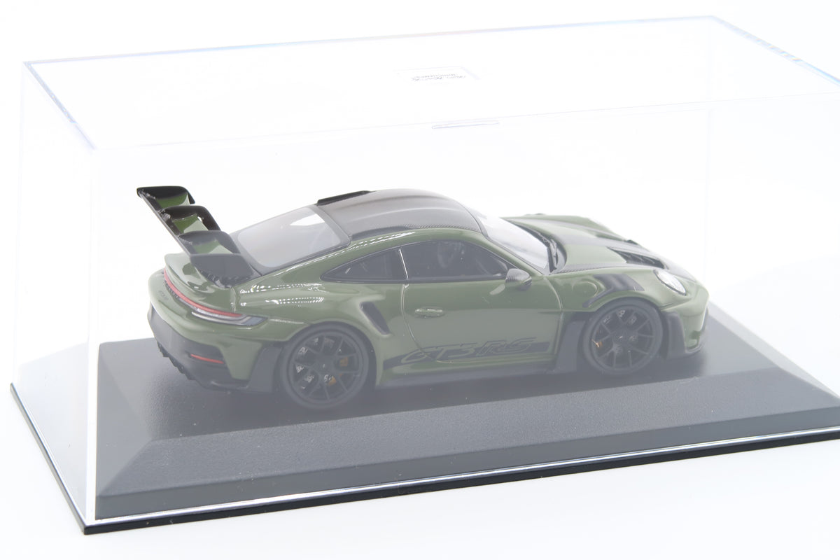 MINICHAMPS - PORSCHE 911 GT3RS ( 992 ) - 2023 - 1:43 - NATOOLIV MIT WEISSACH PAKET