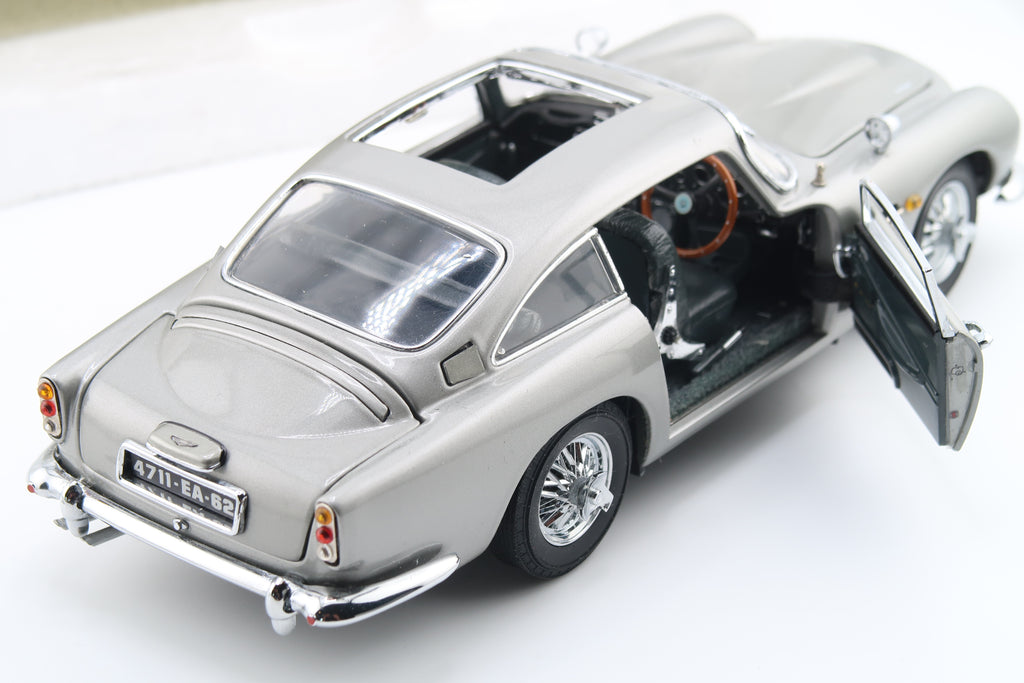 DANBURY MINT - ASTON MARTIN DB5 - JAMES BOND - 1:24 - OVP