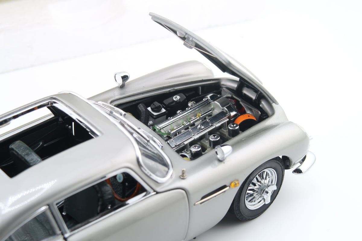 DANBURY MINT - ASTON MARTIN DB5 - JAMES BOND - 1:24 - OVP