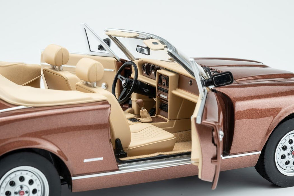 TOURING MODELCARS - PININFARINA SPIDEREUROPA - 1:18 - OVP - MARRONE CHIARO
