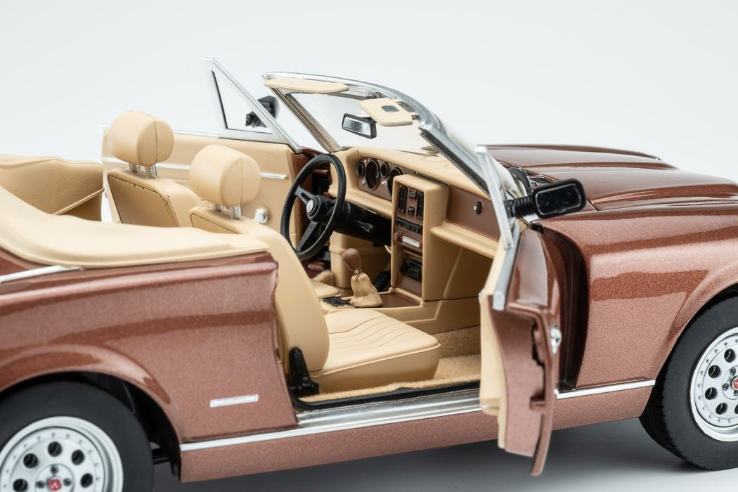 TOURING MODELCARS - PININFARINA SPIDEREUROPA - 1:18 - OVP - MARRONE CHIARO