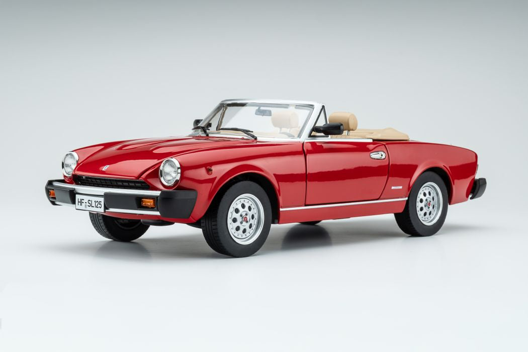 TOURING MODELCARS - PININFARINA SPIDEREUROPA - 1:18 - OVP - ROSSO VIVO