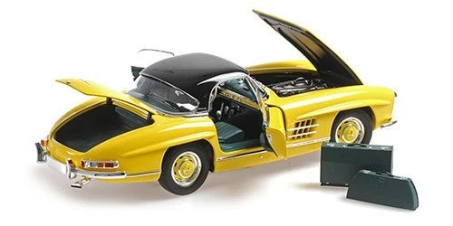 MINICHAMPS - MERCEDES BENZ 300 SL ROADSTER - W198 - 1958 - 1:18 - GELB