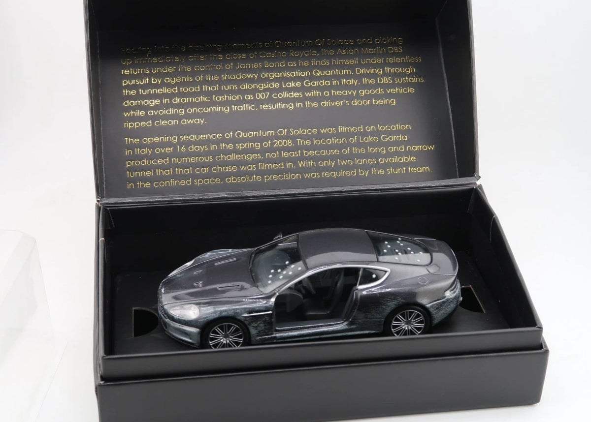 CORGI TOYS - ASTON MARTIN DBS - JAMES BOND QUANTUM OF SOLACE - 1:36 - OVP